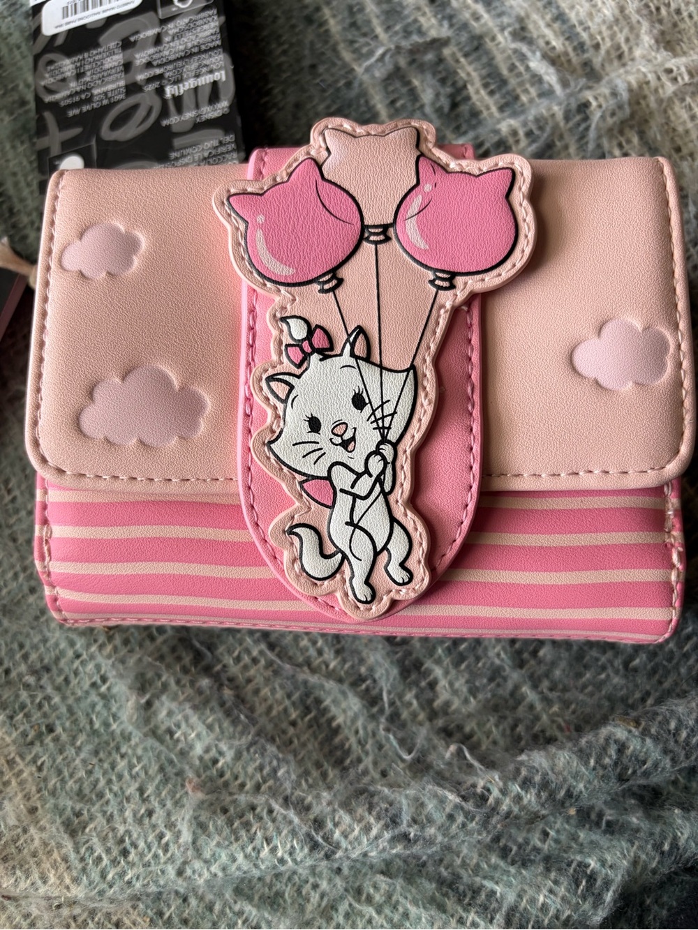 Loungefly Disney Aristocats balloon Marie wallet